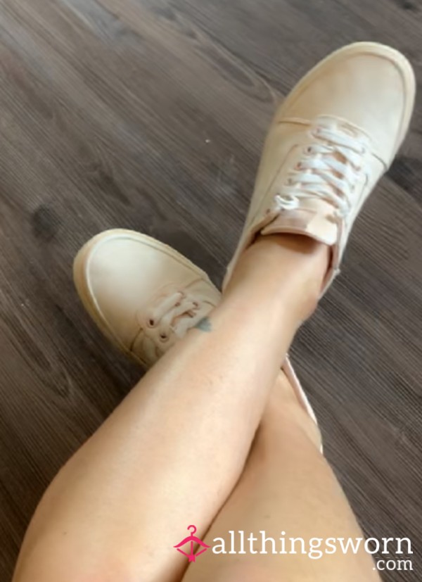 Super SEXY Light Pink VANs!! 💯🥵💋 Worn, Loved And I’d LOVE To Do Some Hot, Hot Content In Them!! 😍💋💯🥵