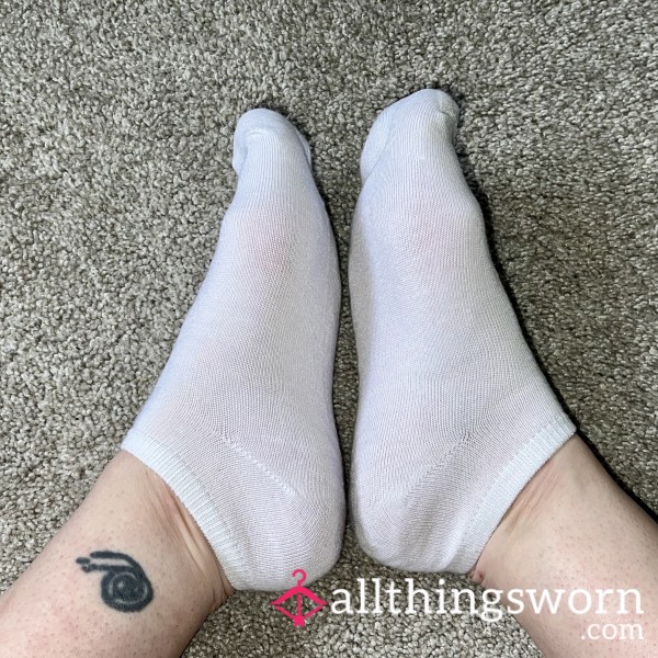 1 Week Worn White Cotton Ankle Socks