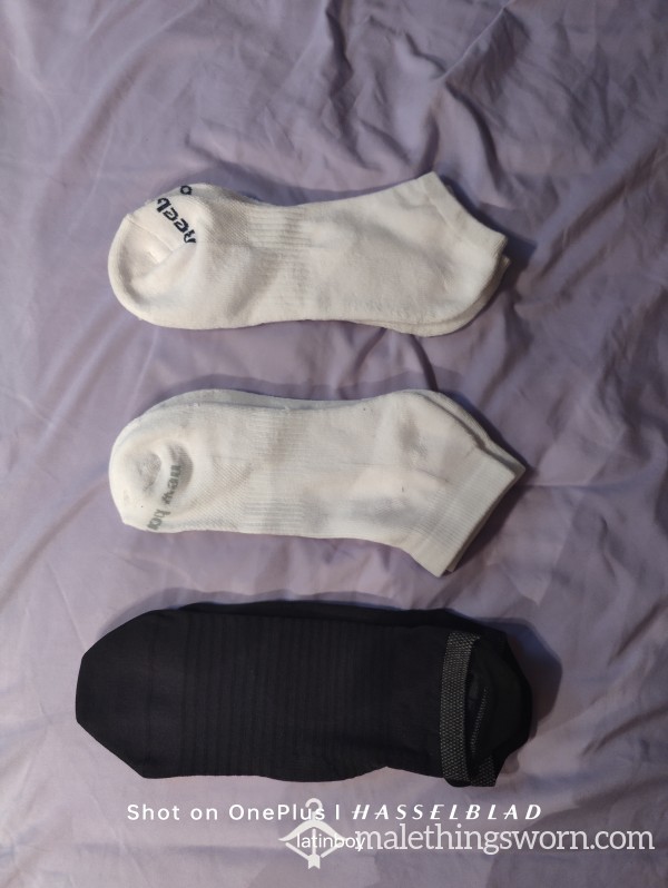 3 Different Pairs Low Ankle Socks