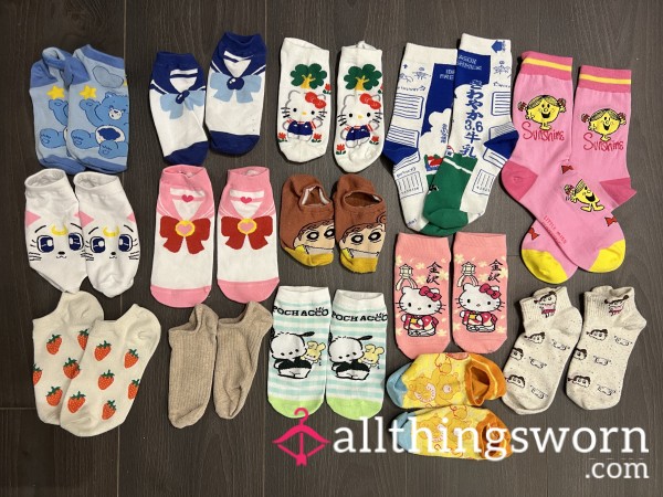 Asian High Quality Socks In Different Japanese Characters