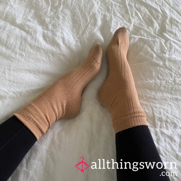 ‘Baserange’ Ribbed Tan Cotton Socks