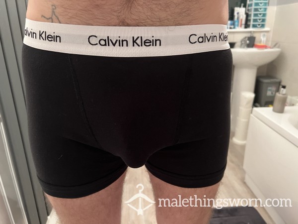 Black Calvin Klein Size M