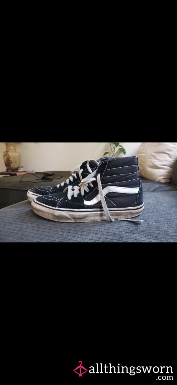 Black Vans Hi-tops Sz 7.5