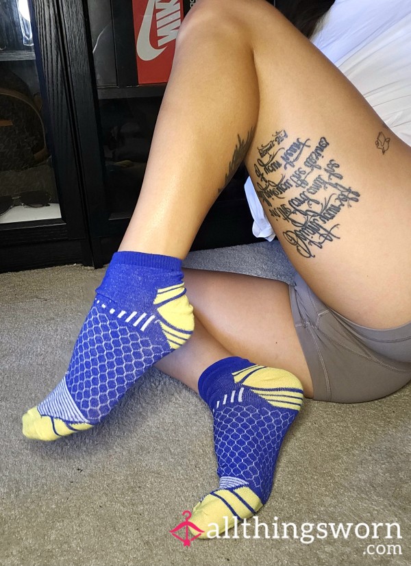 Blue & Yellow Socks Short Ankle Socks Mixed Pattern Stripes Shapes Asian Japanese Feet Tattooed Athletic Fitness Model 🧦