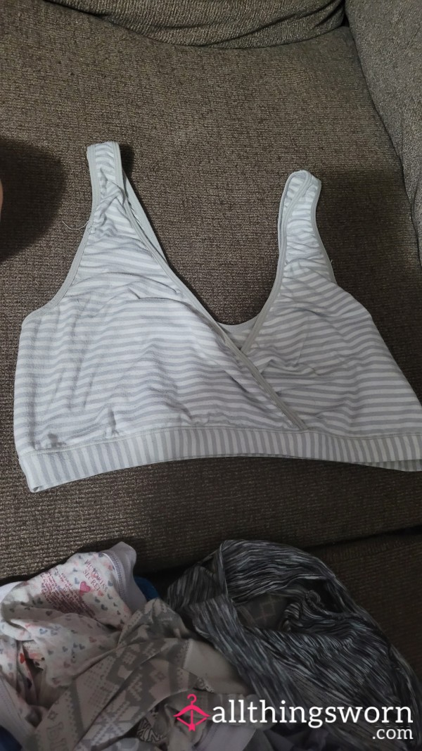 Breastfeeding Sports Bra