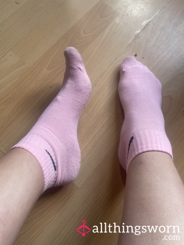 Cute Pink Socks, 3 Day Wear - Very Smelly