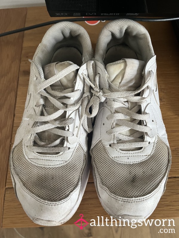 Destroyed White Trainers - Stinky And Grubby