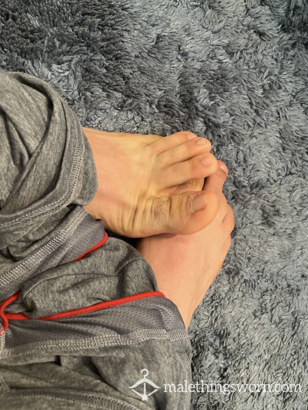 Feet Content C*m Filled Rubbing Feet