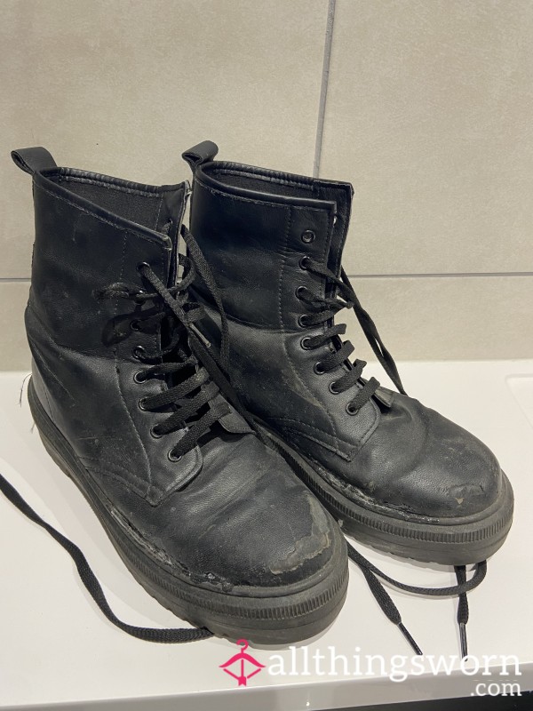 Used Leather Boots