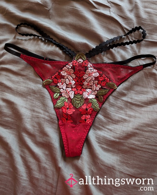 Flor*l Lace S**y Thongs ❤️🖤