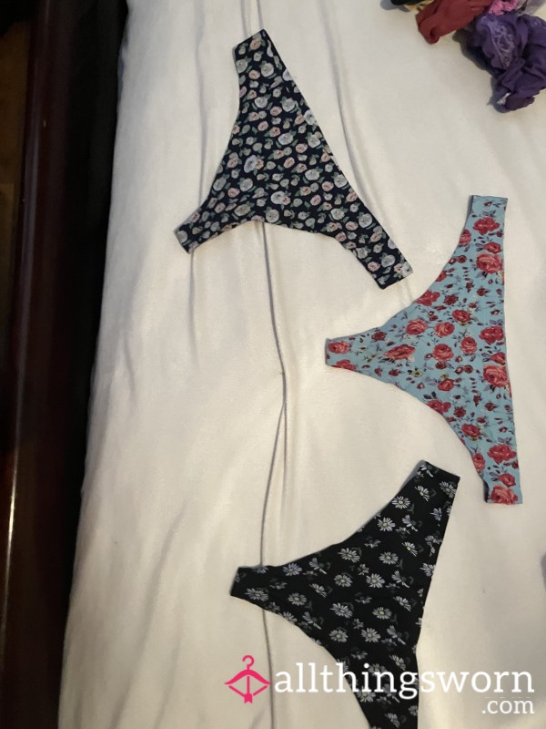 Flowered Thongs