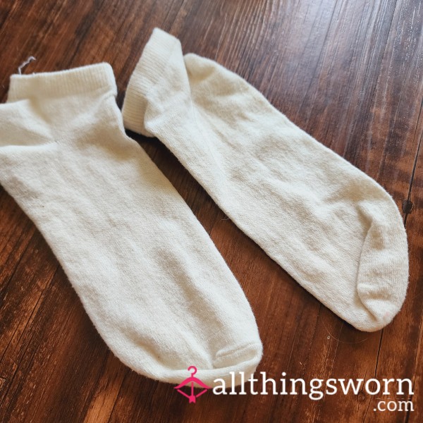 Fresh Cream Colored Socks