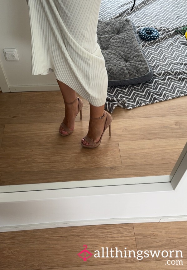 Heels To The Office