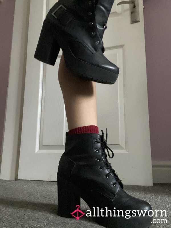 High Heeled Stomper Boots🖤😈