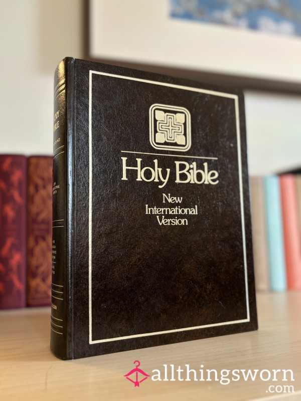 Holy Bible! As Seen In Shibarbie’s Livestreams