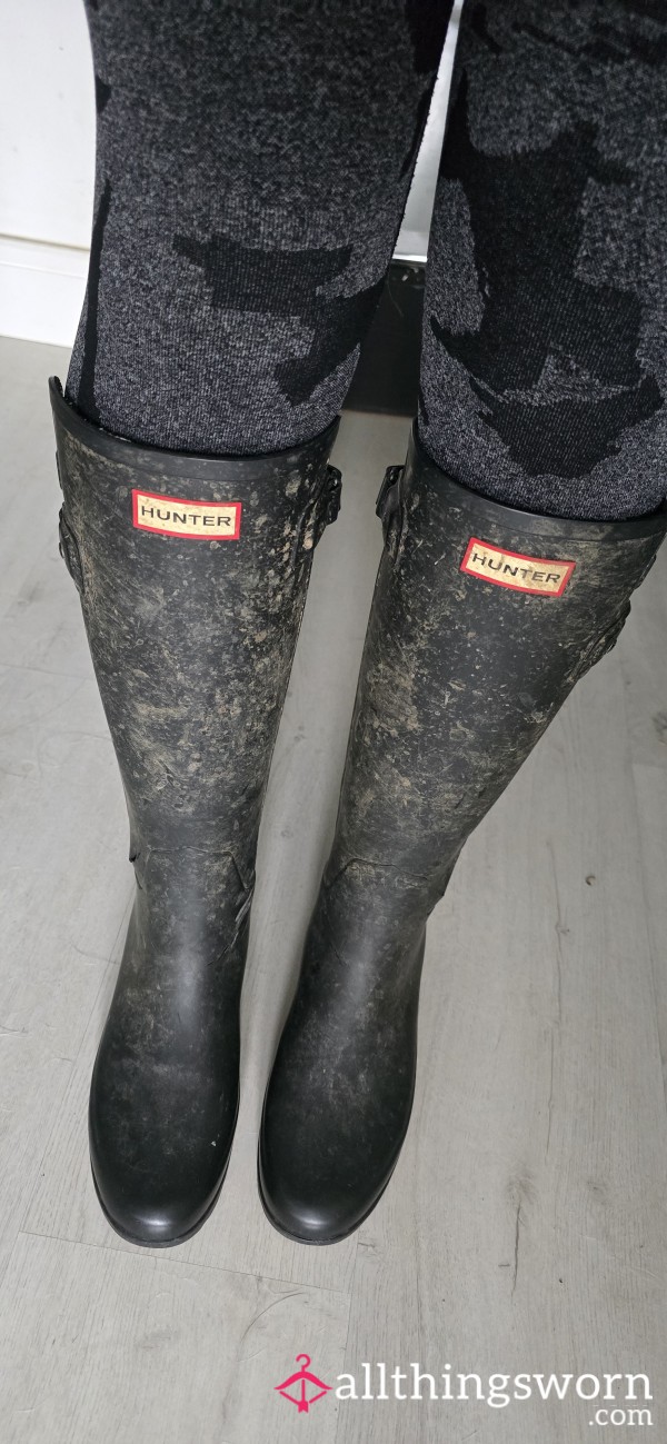 Hunter Boots - Dirty, Well Worn 😋