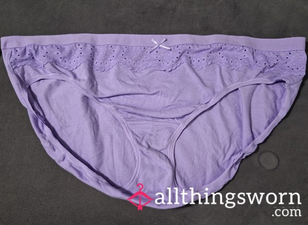 Lavender Cotton Panty With Eyelet Lace 48hr Wear