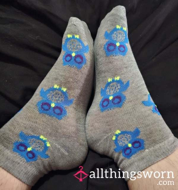 BBW Light Grey Ankle Socks With Colorful Owls