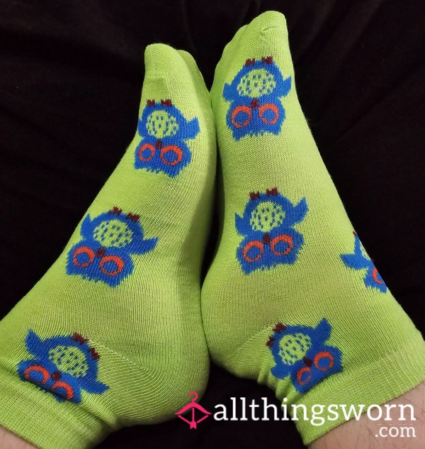 BBW Lime Green Ankle Socks With Colorful Owls