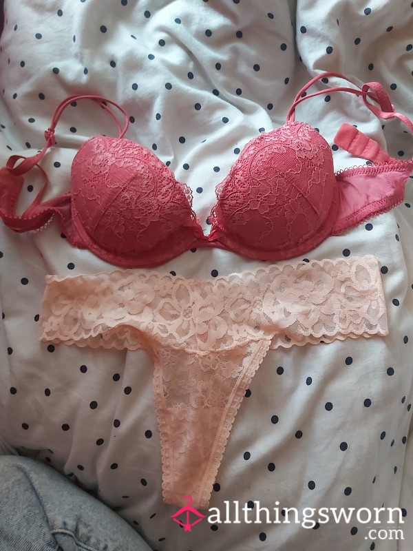 ***SOLD*** Mismatched Delicious Lingerie Set