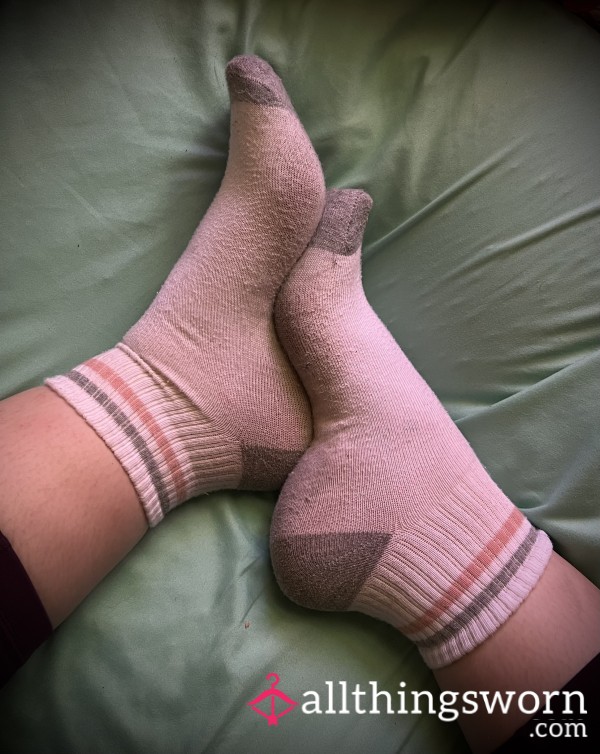 Muscle Mommy’s NASTY 4 Day Workout Socks