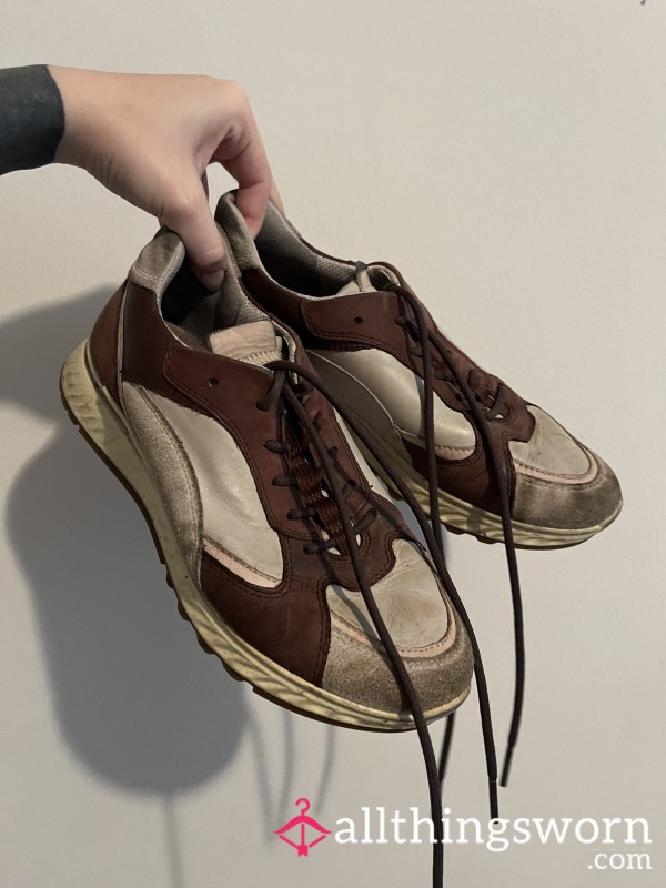 My Old Serving Sneakers