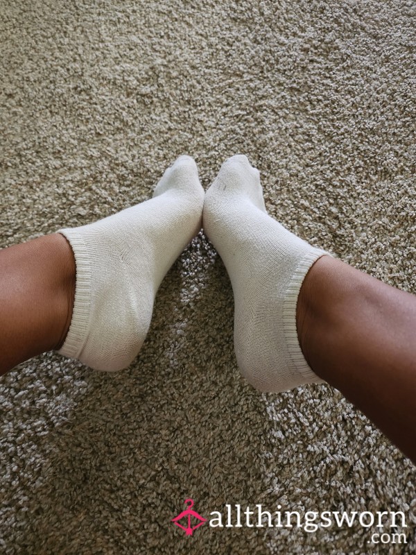 New White Ankle Socks