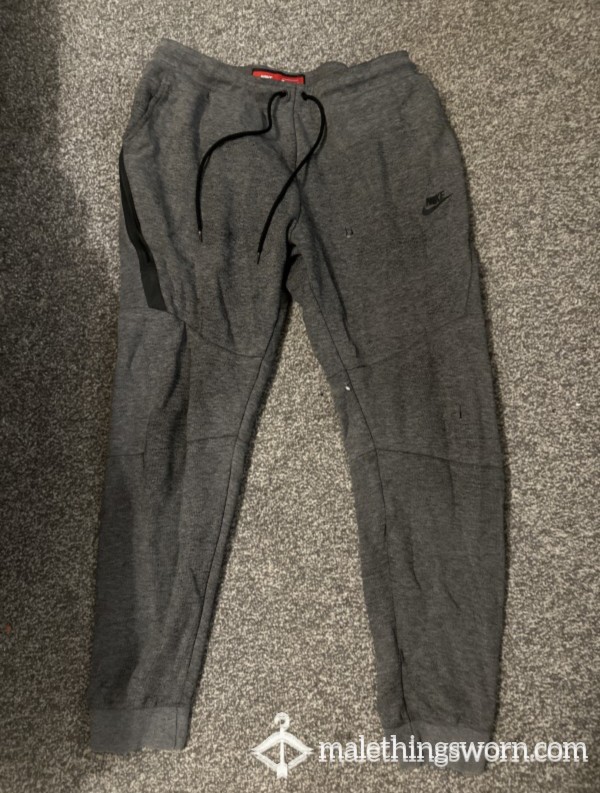 Nike Trackies