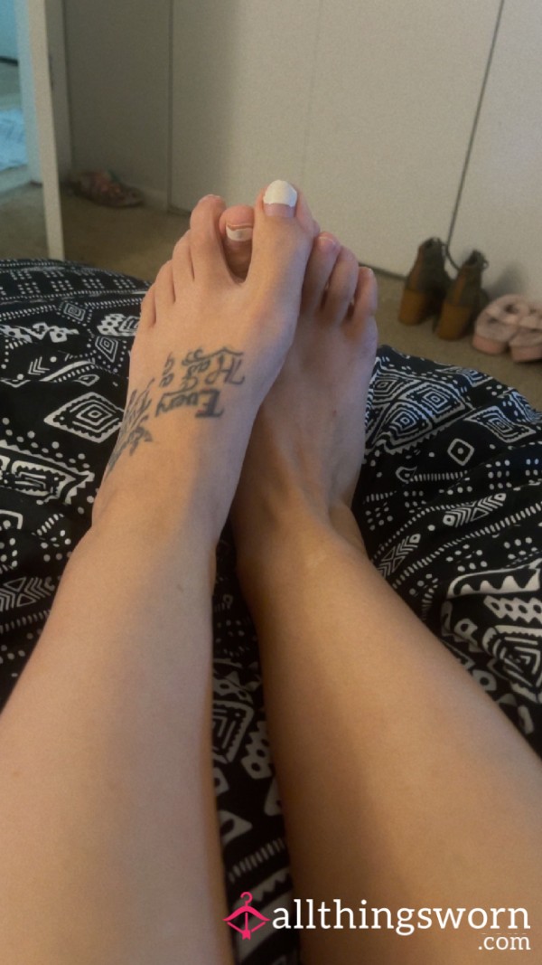 Pay For A Pedicure For Mommy And I’ll Send You Pictures Or Video