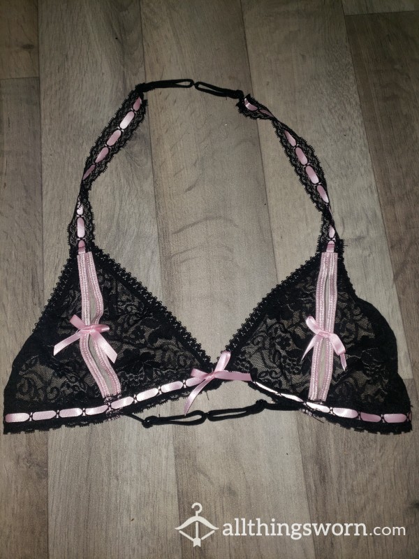 Pink And Black Lace Ann Summers P**kaboo Bra