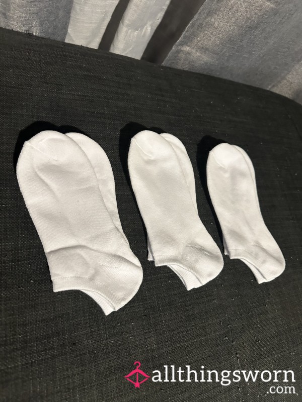 🖤PLAIN WHITE ANKLE SOCKS🖤 (READ DESCRIPTION!)