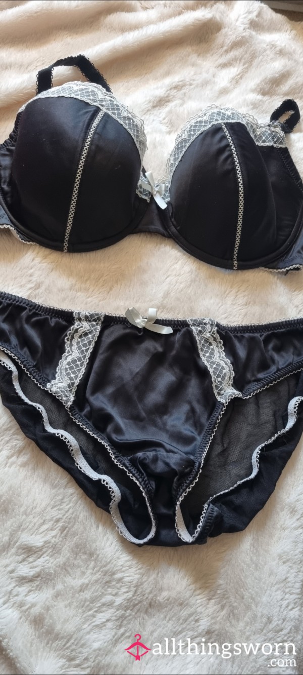 Sexy Black Set With White Lace Detail