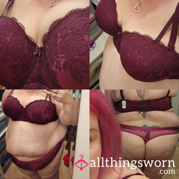 S**y Burgundy Bra And Panty Set