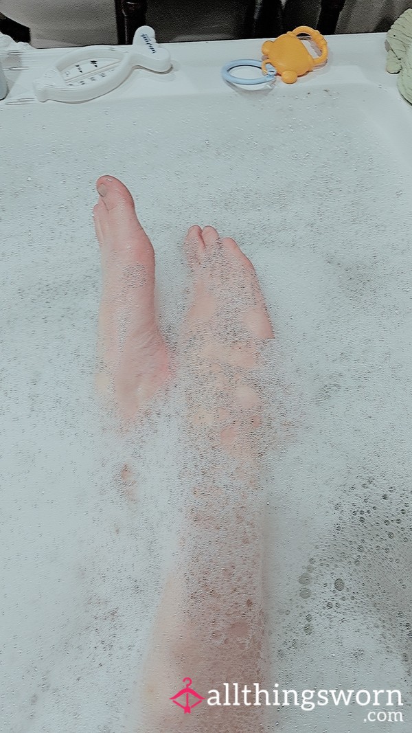 Sexy Foot Bath If Purchased I Will Send A Lil Video
