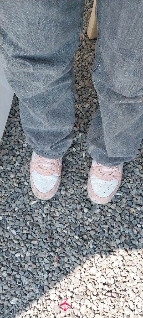 Giant Worn In Size 9 Pink Sneakers