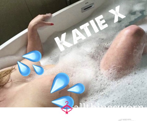 Soapy Suds Bath Photo Set