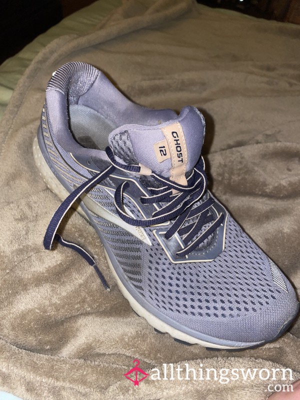 SOLD Well-Worn Brooks Running Sneakers