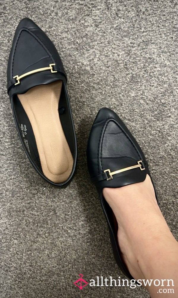 Stinky Leather Office Flats