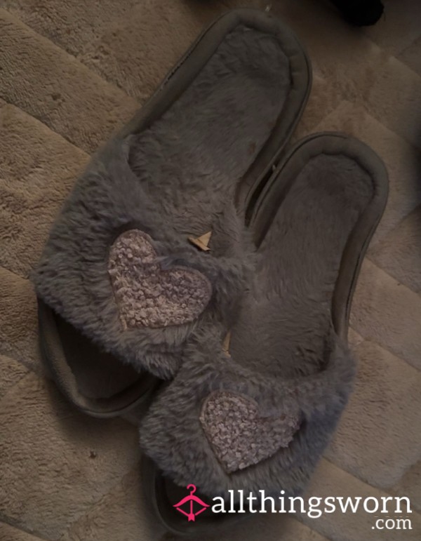 Super Stinky Fuzzy Slippers