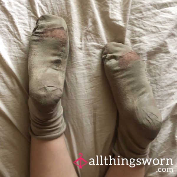 Sweaty 3day Waitressing Socks 🧀