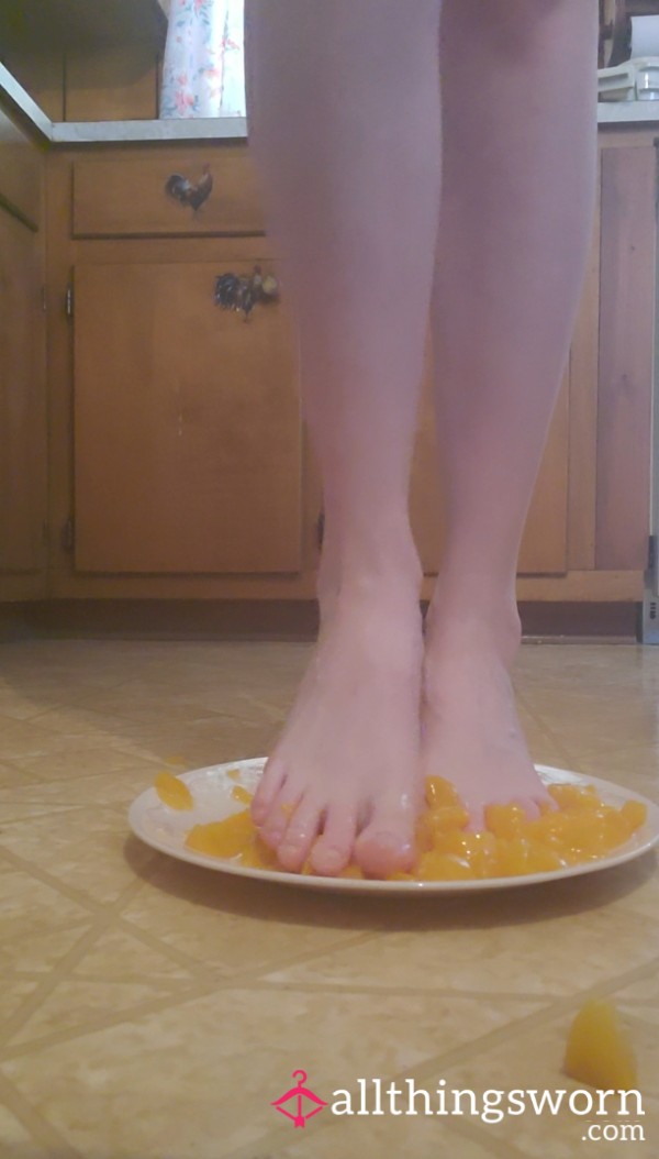 Toe Squishing Diced Peaches (2:29)