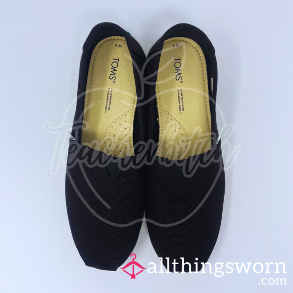 TOMS Black Canvas Slip-ons | US Size 7