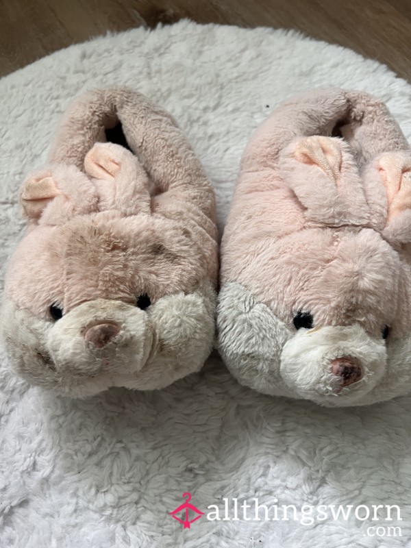 Trashed Bunny Closed Toe Slippers