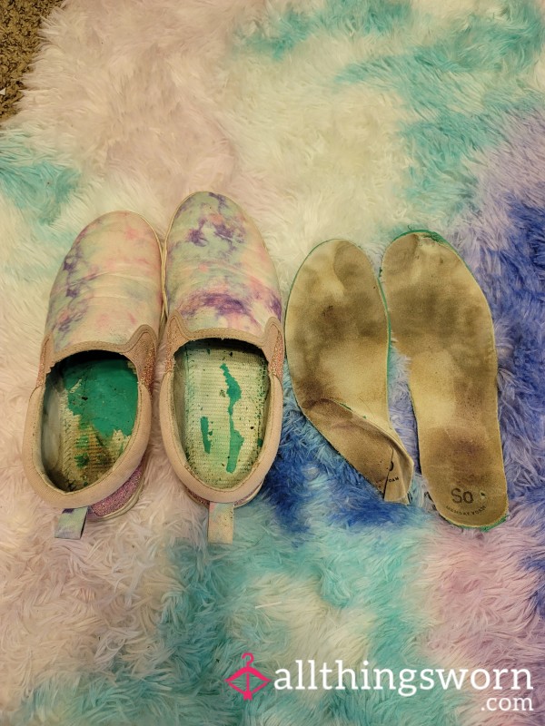 Absolutely AWFUL Trashed Smelly Slip On Tie Dye Sneakers With Original Insoles – Size 9 – Includes US Shipping