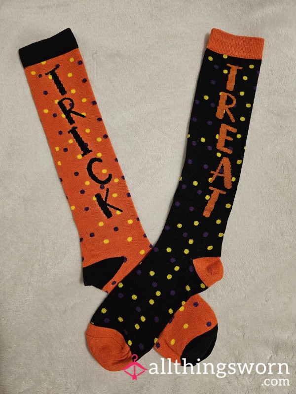 🎃"Trixxx And Treats" Trick-or-Treat Knee-High Socks