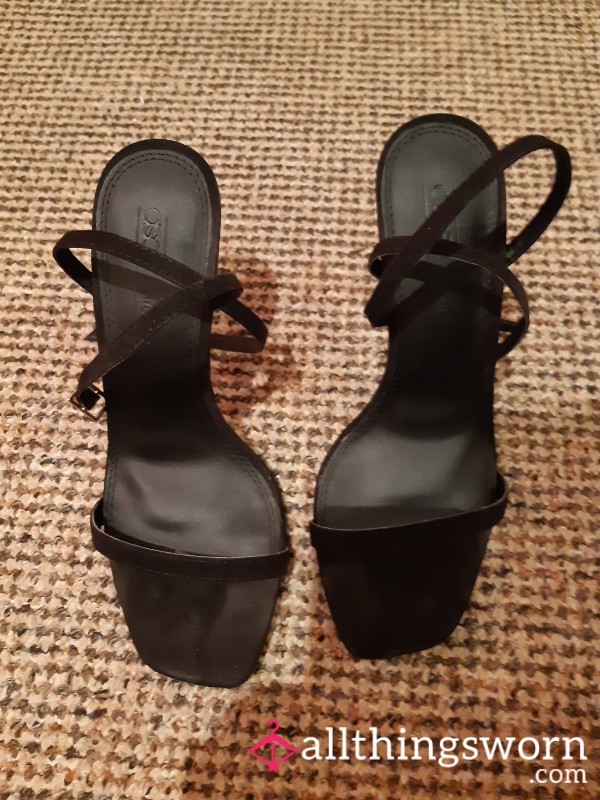 Used Black Stilletoe Heels Size 4