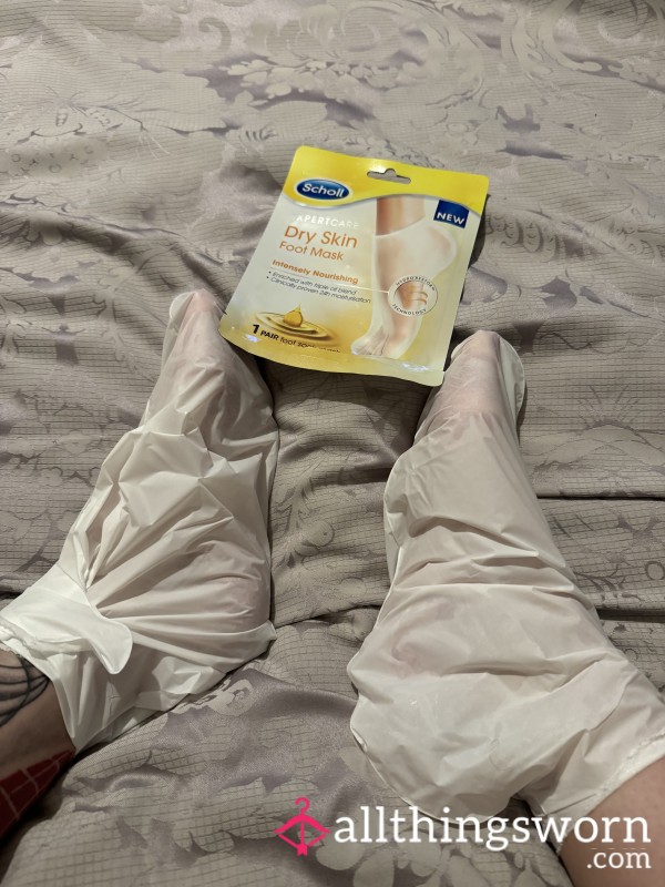 Used Dry Skin Foot Mask Socks