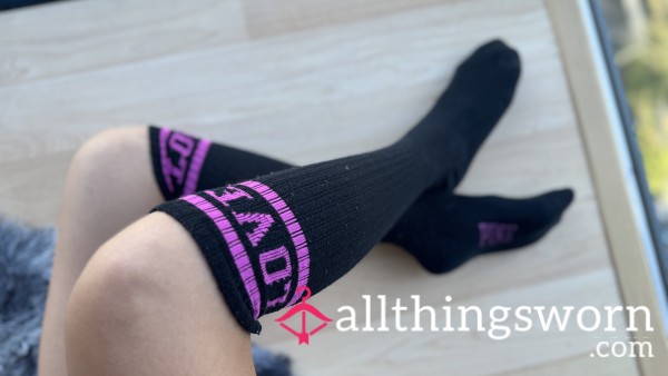 Victoria Secret Pink Long Socks (black&pink)