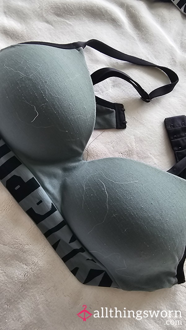 VS  Sportsbra!