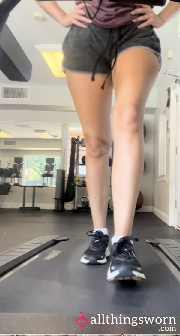 Watch My Sexy Toned Legs Walk Slow Then Speed Up